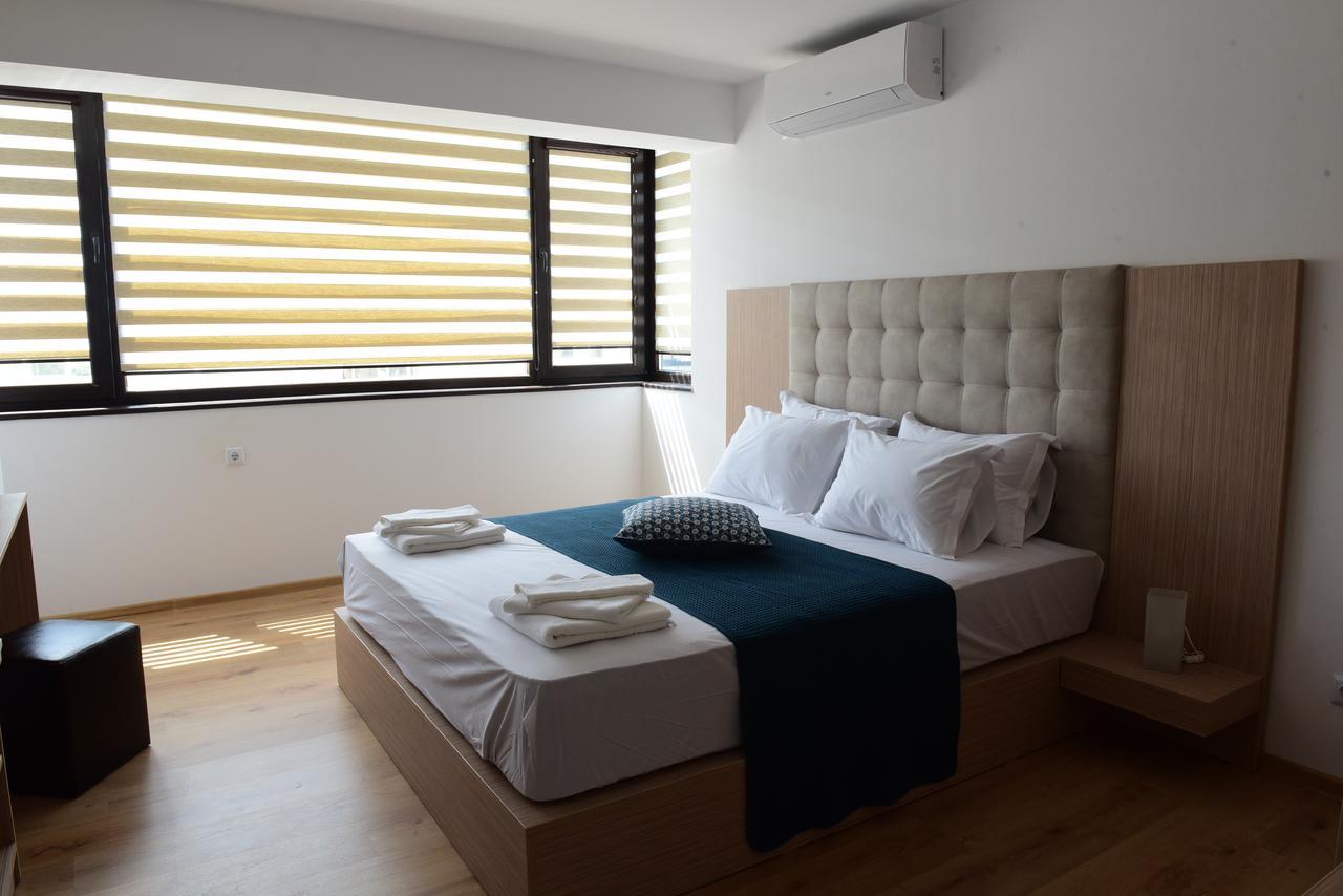 Hotel Active Apartments Targovisjte Buitenkant foto